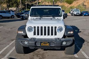 Jeep Wrangler Sport 4x4 Plus 2020 Usado en Buen Estado, Sin Accidentes, Volante a la Izquierda/Derecha - Product Image 2