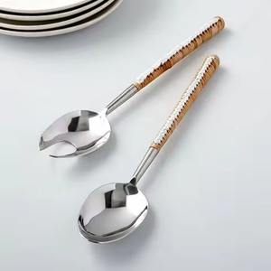 Ensemble de service de table vintage en or poli, 2 pièces, pour salade - Product Image 2