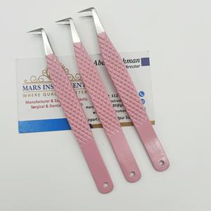 Pinzas de extensión de pestañas de 90 grados de bota de color rosa pálido de alta calidad sostenible - Product Image 1