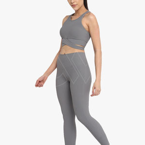 La meilleure vente en gros d'ensemble de yoga avec impression personnalisée et logo ensemble de yoga pour femmes slim fit confortable à porter par des professionnels - Product Image 4