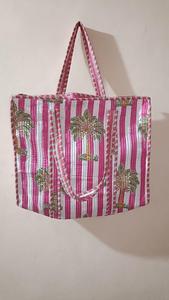 กระเป๋าทรงสี่เหลี่ยมทำด้วยมือผ้าฝ้ายอินเดียแบบเปิดปิดสำหรับฤดูร้อน - Product Image 2