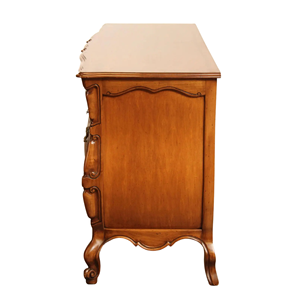 Mueble de Almacenamiento Clásico de Madera Maciza con Frentes de Cajones Tallados, Elegante Mueble para Sala de Estar - Product Image 5