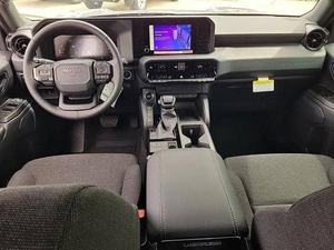 NUEVO TOYOTA LAND CRUISER BASE 2024, TRACCIÓN EN LAS CUATRO RUEDAS, híbrido, máximo híbrido premium gasolina/eléctrico V6 TURBO, TRANSMISIÓN AUTOMÁTICA - Product Image 2