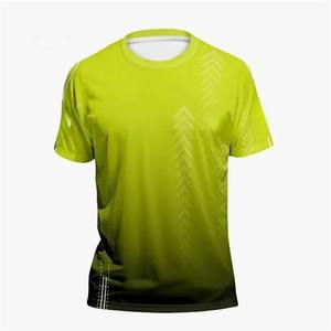 เสื้อยืดกีฬาผู้ชายลำลองฤดูร้อน2025เสื้อยืดแฟชั่นพิมพ์ลายกราฟิกแบบเรียบง่ายพร้อมโลโก้ด้านหน้า3D แห้งเร็ว - Product Image 3