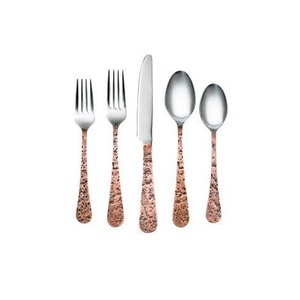 Juegos de cubiertos de metal de latón con mango pulido y marrón claro para el hogar a la venta en la fabricación de juegos de cubiertos de metal a bajo costo - Product Image 4