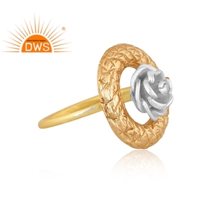 Anillo apilable con diseño de Rosa chapado en oro de 18 quilates, joyería fina Demi, el último diseño hecho a mano - Product Image 3