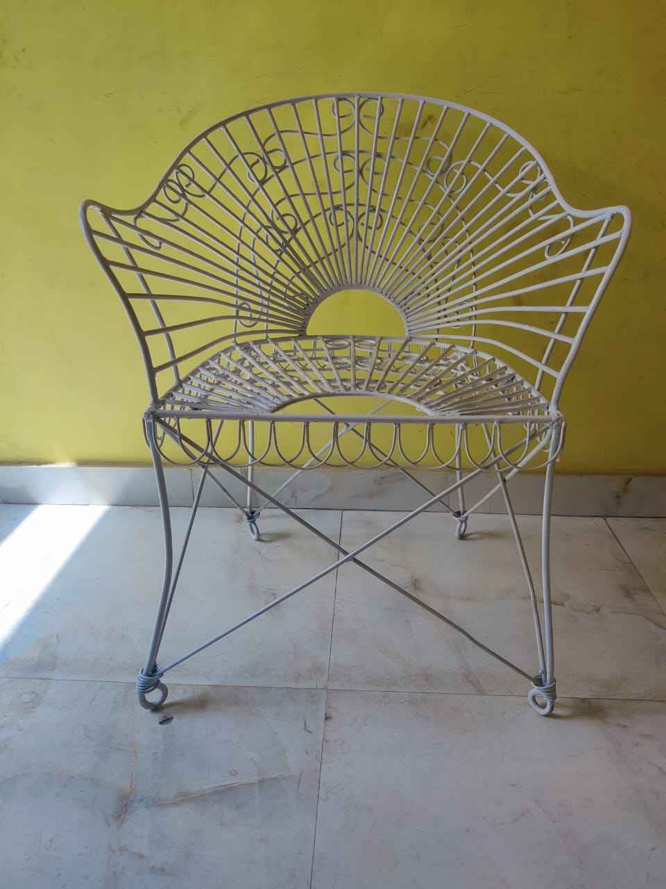 เช่นเดียวกับภาพ