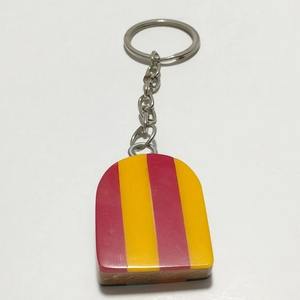 Porte-clés en bois d'océan en résine, porte-clés en bois de mangue fait à la main, objets de décoration pour la maison - Product Image 1