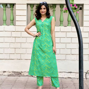 ชุดเสื้อผ้า2ชิ้นทำจากผ้าเรยอนแบบดั้งเดิมผ้าเรยอนน้ำหนักเบาแห้งเร็วมีกระเป๋าพิมพ์ลายดอกไม้สำหรับผู้หญิงใส่ไปงานปาร์ตี้ในวิทยาลัยสำนักงาน - Product Image 1