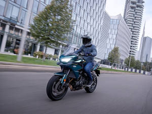 ข้อเสนอสุดพิเศษ 2026 Versys 650 LT ABS ใหม่ (มอเตอร์ไซค์) สำหรับขาย - Product Image 3