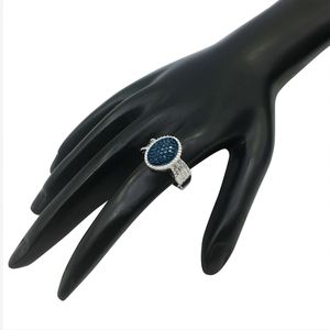 Bague de fiançailles et de mariage JEWELSPAARK pour femme, tendance, avec halo de diamants bleus ronds de 0,30 ct, en argent sterling 925 - Product Image 5