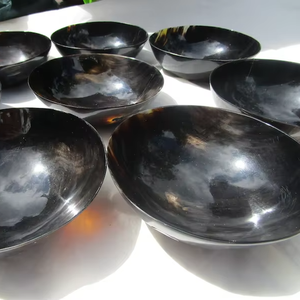 ชามฮอร์นทำมือบนโต๊ะอาหารแบบเรียบง่ายและเป็นมิตรต่อสิ่งแวดล้อมโดยงานฝีมือรูปพระจันทร์เสี้ยว - Product Image 1