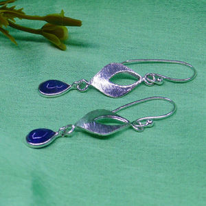 เครื่องประดับเงินแท้ 925 ชุบทอง ประดับพลอยแทนซาไนต์ ต่างหูสำหรับผู้หญิง - Product Image 2