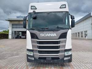 USADO BARATO 2018 para Prado SUV AWD Asientos de cuero ACC Caja de cambios automática - Product Image 2