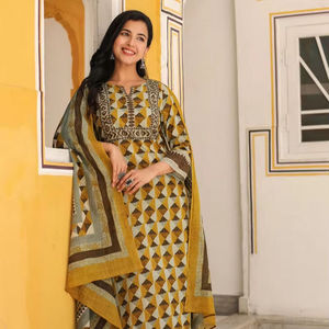 Ensemble Kurta en coton imprimé géométrique Col rond Kurta Manches trois-quarts Coupe droite Pantalon mi-haut imprimé géométrique en coton - Product Image 3