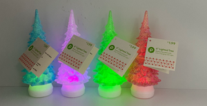 Árbol de Navidad LED hecho en Vietnam con materiales plásticos brillantes, 4 colores, decoración sencilla para el hogar, uso en interiores, Mini decoración navideña - Product Image 5