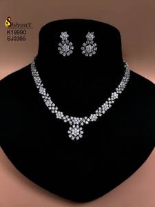 ชุดสร้อยคอเจ้าสาวชุบโรสโกลด์สำหรับงานแต่งงานและงานเลี้ยงทำจากเพทายผลิตในอินเดีย - Product Image 2