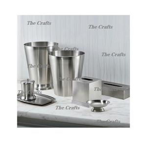 Ensemble de six accessoires de salle de bain en acier inoxydable martelé, différentes tailles - Product Image 5