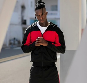 ชุดกีฬามีฮู้ด + กางเกงสำหรับผู้ชายชุดวอร์มสองชิ้นสีล้วนเสื้อผ้าแฟชั่นสำหรับเล่นกีฬาฤดูหนาวฤดูใบไม้ร่วง - Product Image 5