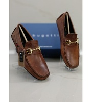 Chaussures mocassins en cuir traditionnelles pour hommes avec un design léger semelle rembourrée souple et style quotidien polyvalent d'Inde