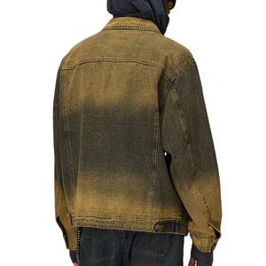 แจ็คเก็ตยีนส์ผู้ชายทรงดรอปโชว์เดอร์ สไตล์วินเทจ ย้อมสีแบบดิสเทรส ล้างสีแบบมัดย้อม ดีไซน์เนอร์ แต่งซิปสองชั้น โลโก้สั่งทำพิเศษ สไตล์ Y2K - Product Image 2