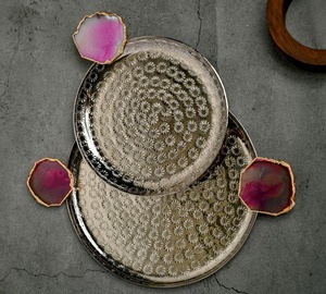 ถาดเสิร์ฟโลหะดีไซน์ทันสมัยสําหรับตกแต่งบ้านพร้อมที่จับ - Product Image 3