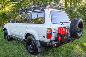 Oferta Especial: SUV 4x4 de 1995 en Perfectas Condiciones, Impecable, Excelente Estado, Mejor Oferta, Opción Premium, Listo para Exportar, Confiable - Product Image 3