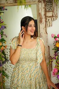 Vestido de mujer con estilo de algodón hecho a mano indio con tela de algodón lahriya vestido de regalo de boda de novia personalizado regalo para ella en venta - Product Image 3