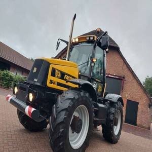 Vente Flash - Prix d'Usine - Tracteurs JCBS Fastrac 2135 d'Occasion de Grande Qualité et Puissants - À Vendre - Product Image 1