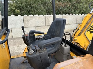 รถตักล้อยาง JCB 1CX มือสอง สภาพดี สำหรับงานวิศวกรรมและก่อสร้าง - Product Image 6