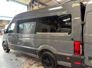 Encuentra una autocaravana de lujo similar a la Sprinter 3500, hecha a medida. - Product Image 5