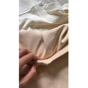 T-shirt oversize Omicron coupe régulière personnalisé tissu en tricot à col rond conception en vrac prix abordable Vietnam OEM bas quantité minimale de commande - Product Image 5