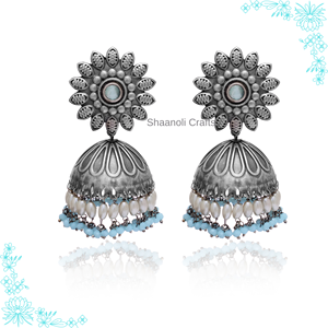 Boucles d'oreilles indiennes antiques plaquées argent Jhumka bijoux grande taille pour femmes - Product Image 2