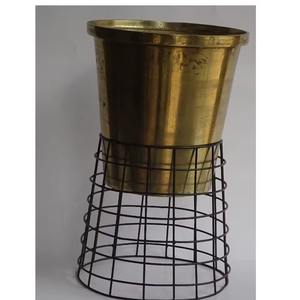 Bol en fonte d'aluminium avec finition en laiton vieilli idéal pour la maison et le restaurant bol de service en métal pour la décoration - Product Image 3