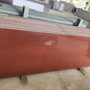 Dalles de granit rouge chili pour plans de travail, dessus de meuble, marches, rehausseurs - Product Image 1