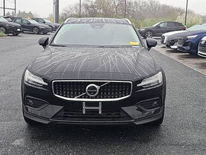 Volvo V60 Cross Country B5 Plus 2025 Usado en Excelentes Condiciones - Product Image 6