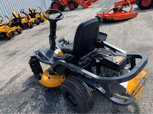 เครื่องตัดหญ้าแบบนั่งขับ Cub Cadet ZTS1 42 Zero-Turn ราคาประหยัด พร้อมจัดส่ง - Product Image 5