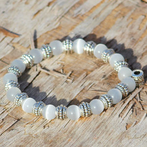 Sameer สร้อยข้อมือลูกปัด selenite สีขาว, อัญมณี unisex สไตล์คลาสสิกได้รับการรับรองอัญมณีรักษายืดหยุ่นเรียบครบรอบ - Product Image 1