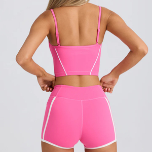 Ensemble de yoga pour femmes de qualité supérieure, dernier design, débardeurs de sport à col en U personnalisés, soutien-gorge de sport à maintien élevé et leggings - Product Image 3