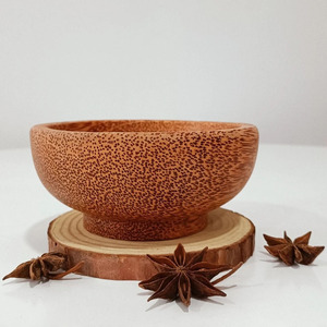 Ensemble de bols traditionnels en bois de noix de coco pour servir des aliments au meilleur prix bols en bois de coco faits à la main naturels - Product Image 4