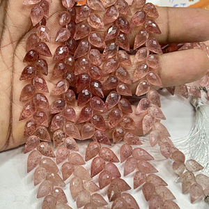 Cuarzo Rosa Fresa Natural AAA, facetado, en forma de briolette y lágrima, taladrado de fantasía, hilo de 8 pulgadas, 6x9mm aprox. - Product Image 1