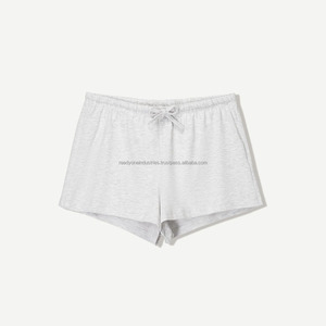 Short de sport en soie respirant taille haute pour femme Vêtements de nuit décontractés coupe ample avec matériau en soie respirant confortable - Product Image 5