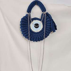 Bolso de mano de ganchillo nuevo, hecho a mano, de poliéster tejido, de gran capacidad, con diseño de monstruo de ojos grandes, cierre abierto, estilo urbano sencillo, con cadena de borlas trenzadas - Product Image 5