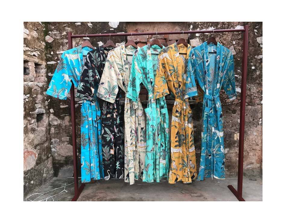 ตามภาพที่แสดง