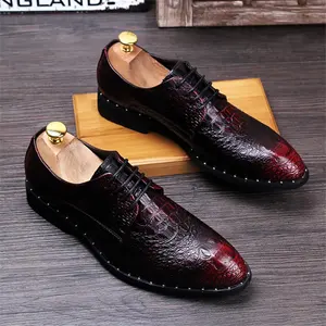 Chaussures habillées pour hommes en cuir véritable britannique de haute qualité, design de luxe très prisé, à lacets, motif artisanal en PU - Product Image 1