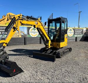 Encuentra un icono similar: Miniexcavadora con motor EPA de 800 kg al mejor precio al por mayor. - Product Image 1