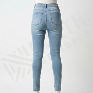 Jeans en denim classique décontracté respirant pour femmes, de haute qualité, coupe droite, pour toutes les occasions, pantalon élégant et tendance de qualité supérieure - Product Image 2