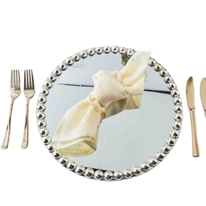 Plaque de chargeur de base en verre idéale pour les hôtels et les centres de villégiature avec des tailles personnalisées aux prix de gros avec des tailles de 13 pouces - Product Image 1