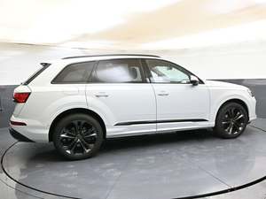 2024 Audi Q7 Qautro Premium Plus 2.0L Automatic Gearbox Rear <b>Camera</b> Left Steering SUV Panoramic Sunroof Leather Seats - Product Image 2