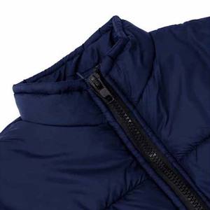 Chaquetas acolchadas de invierno informales con estampado personalizado de alta calidad para hombre, chaleco con cremallera de poliéster para exteriores, acolchado cálido de burbujas - Product Image 4